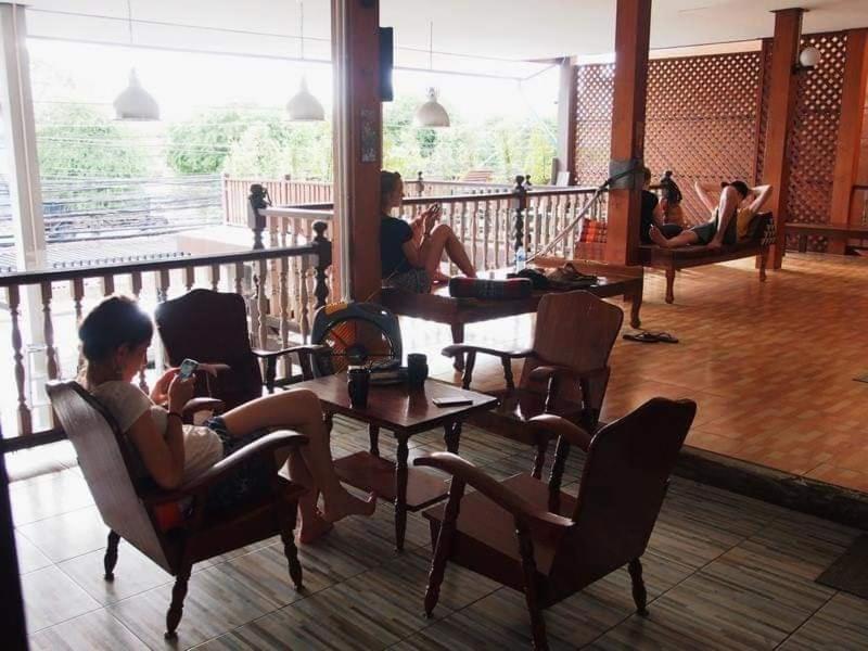 Chommuang Guest House Ayutthaya Eksteriør billede