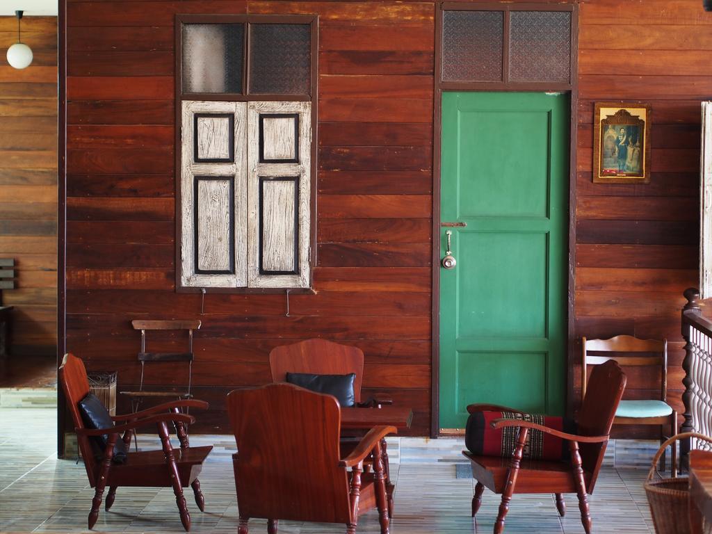 Chommuang Guest House Ayutthaya Eksteriør billede