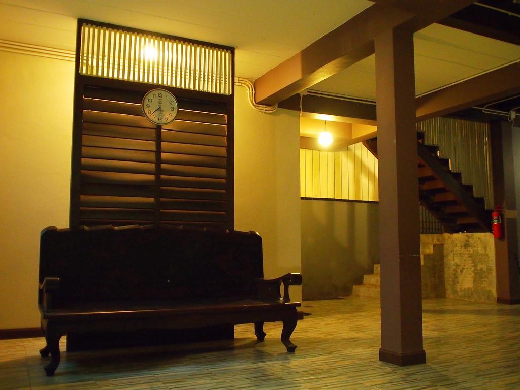 Chommuang Guest House Ayutthaya Eksteriør billede